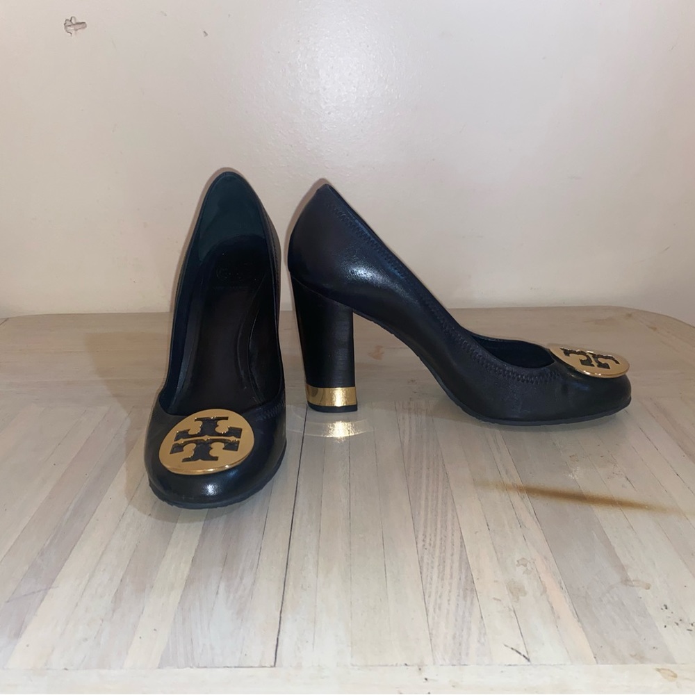 TORY BURCH BLOCK HEELS